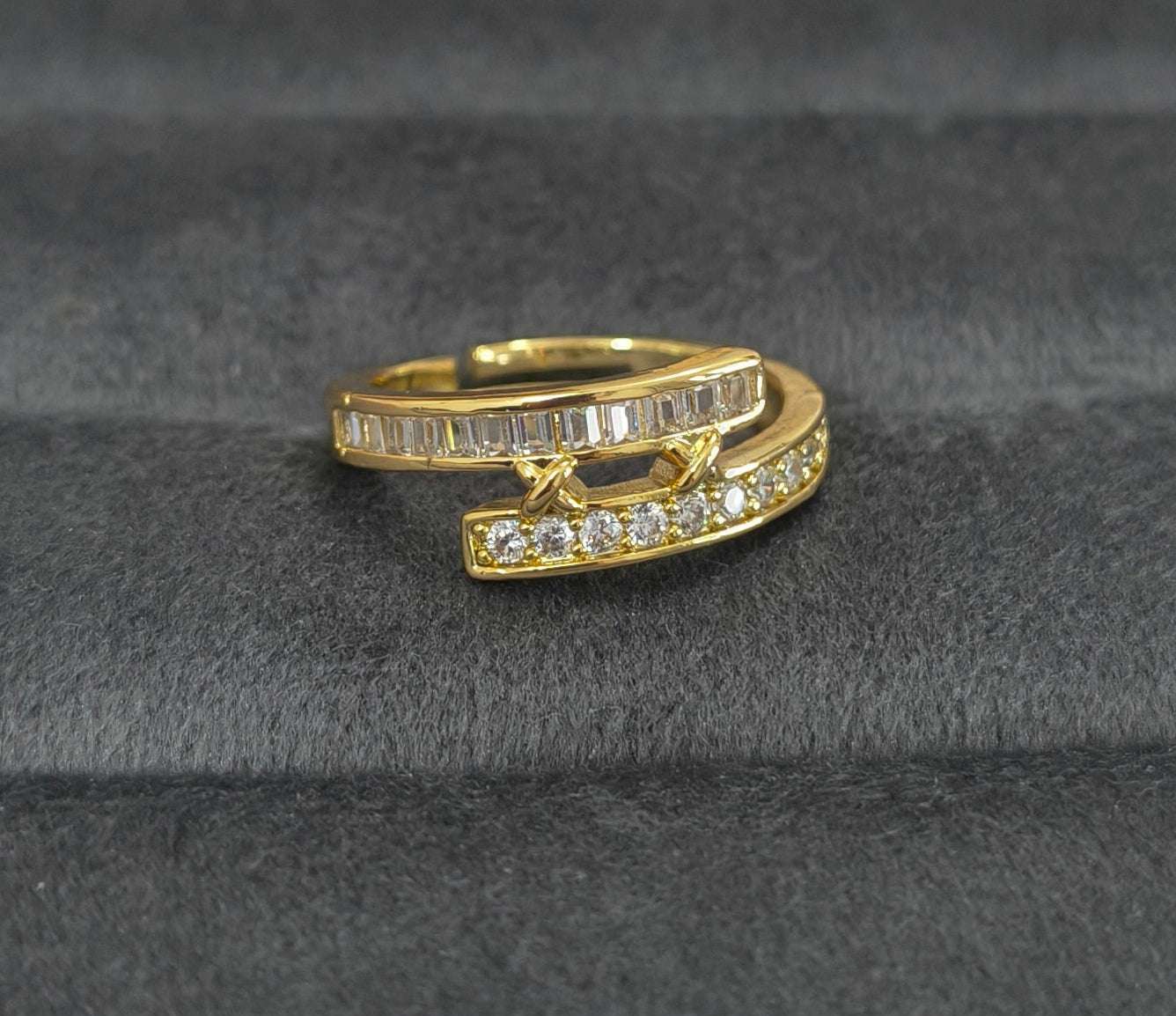 Antitarnish Dazzling Princess Ring 18K Gold Plated