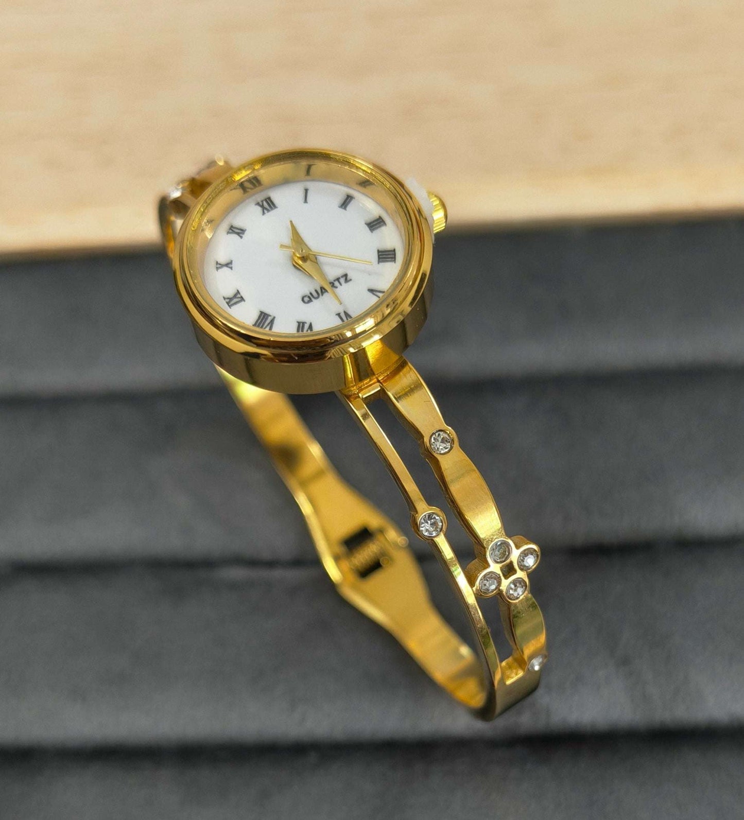 Antitarnish Diamond Studded Openable Bracelet Watch 18K Gold Plated
