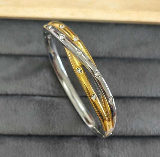 Antitarnish Dual Tone Crisscross Bracelet 18K Gold Plated