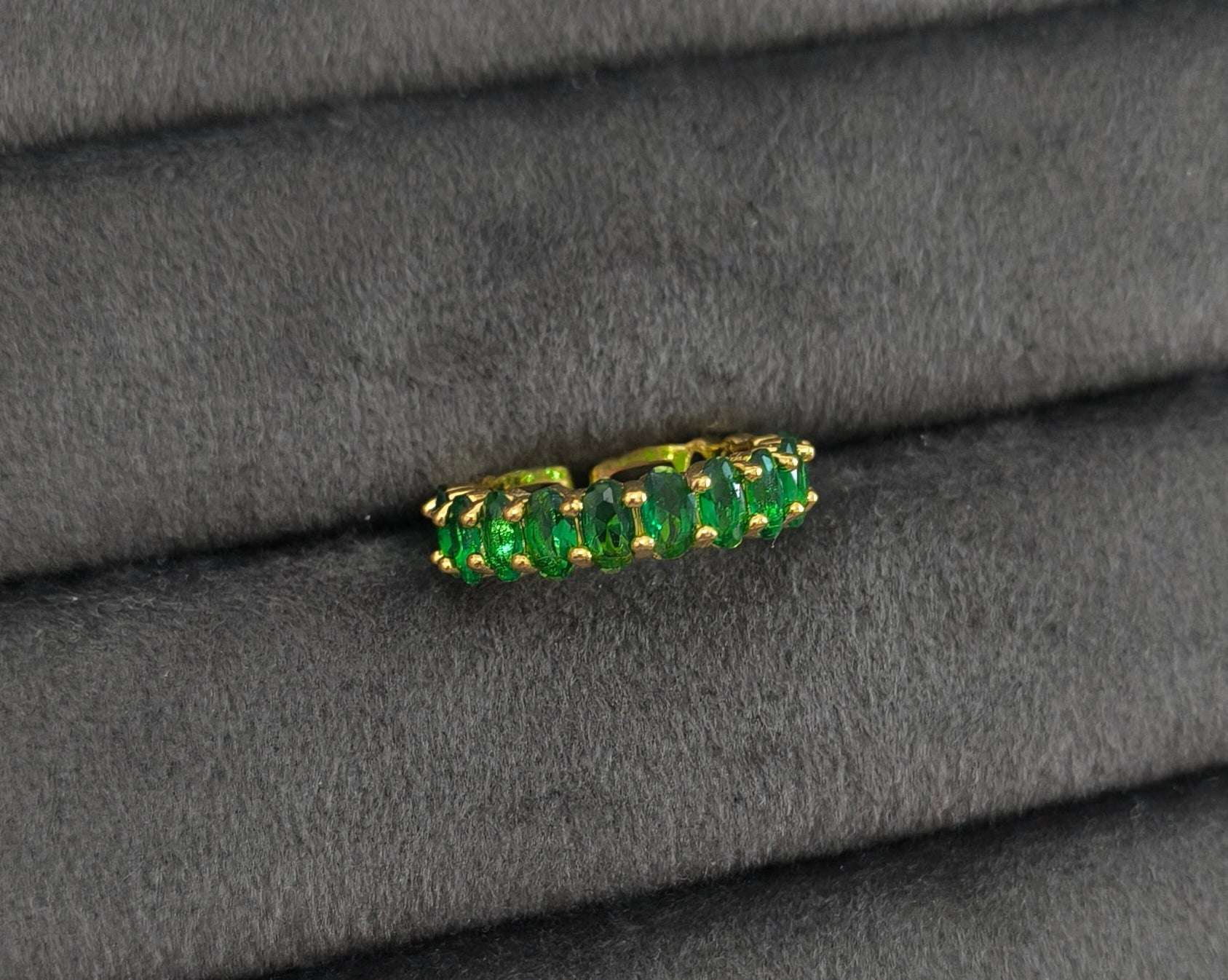 Antitarnish Emerald Green Stone Studded Ring 18K Gold Plated