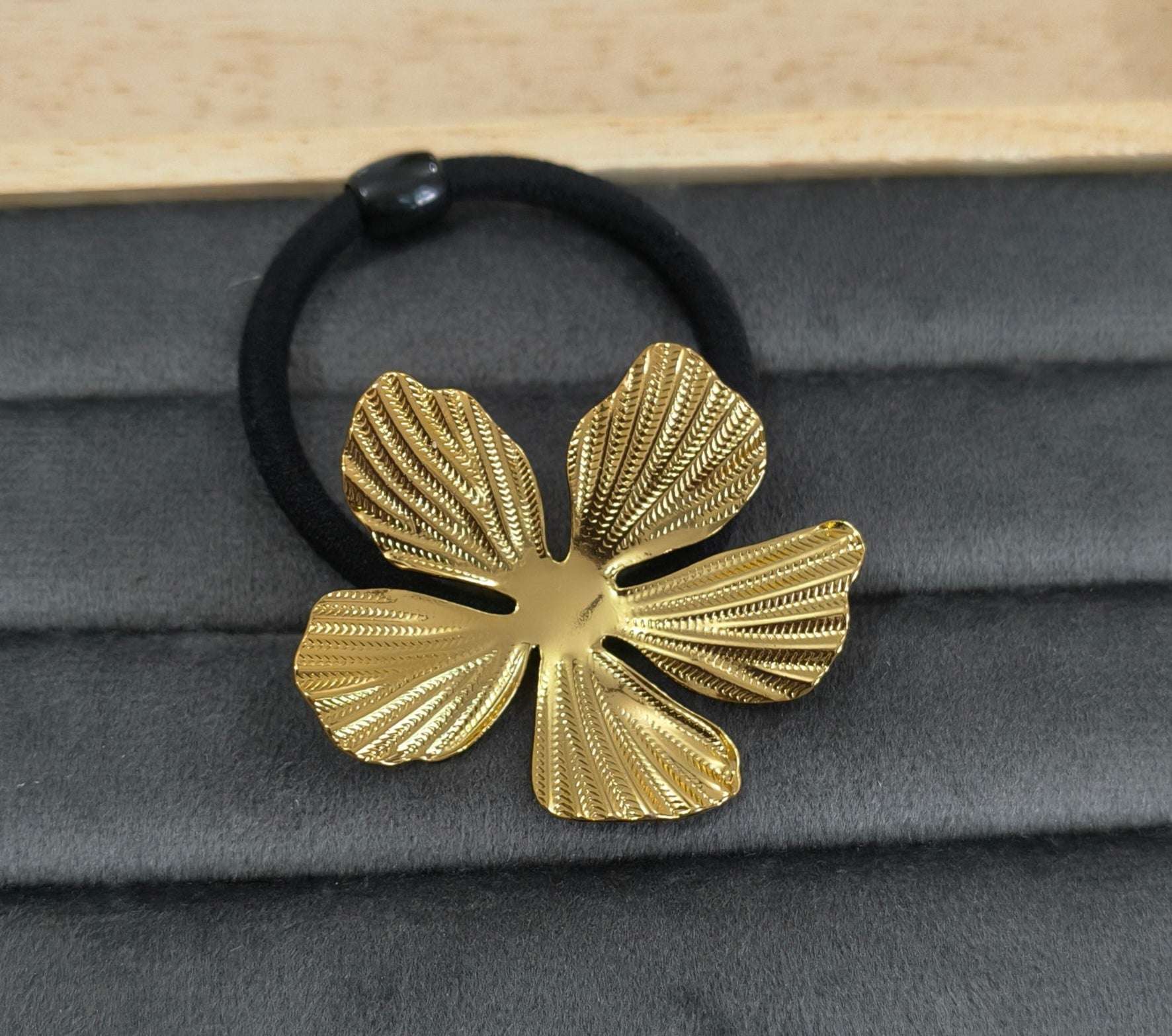Antitarnish Flower Shape Cuff Hair Band 18K Gold Plated