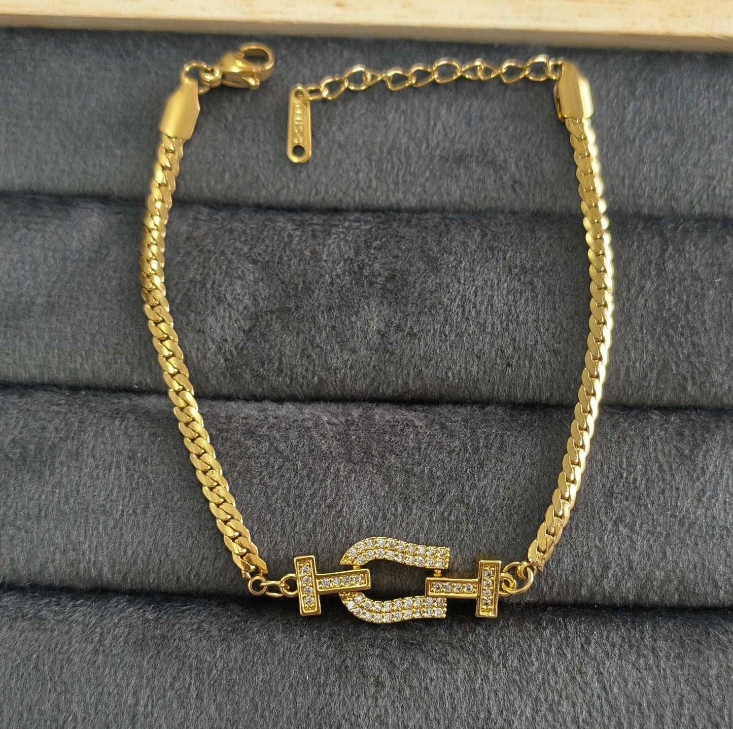 Antitarnish Gold Knot Chain Bracelet 18K Gold Plated