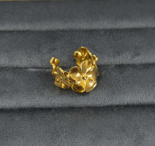 Antitarnish Golden Classic Floral Ring 18K Gold Plated