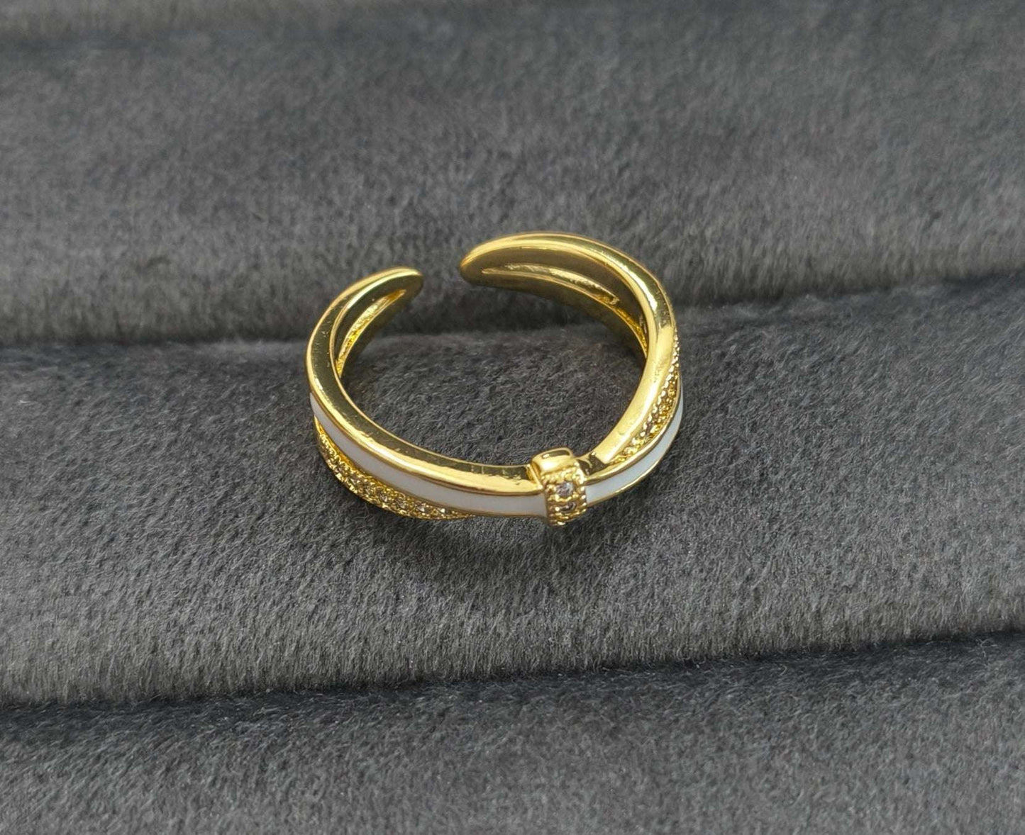 Antitarnish Golden Cloud Knot Ring 18K Gold Plated