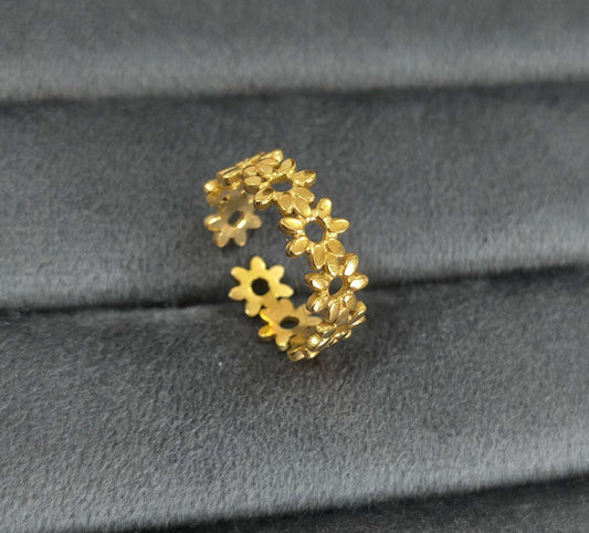 Antitarnish Golden Flower Band Ring 18K Gold Plated
