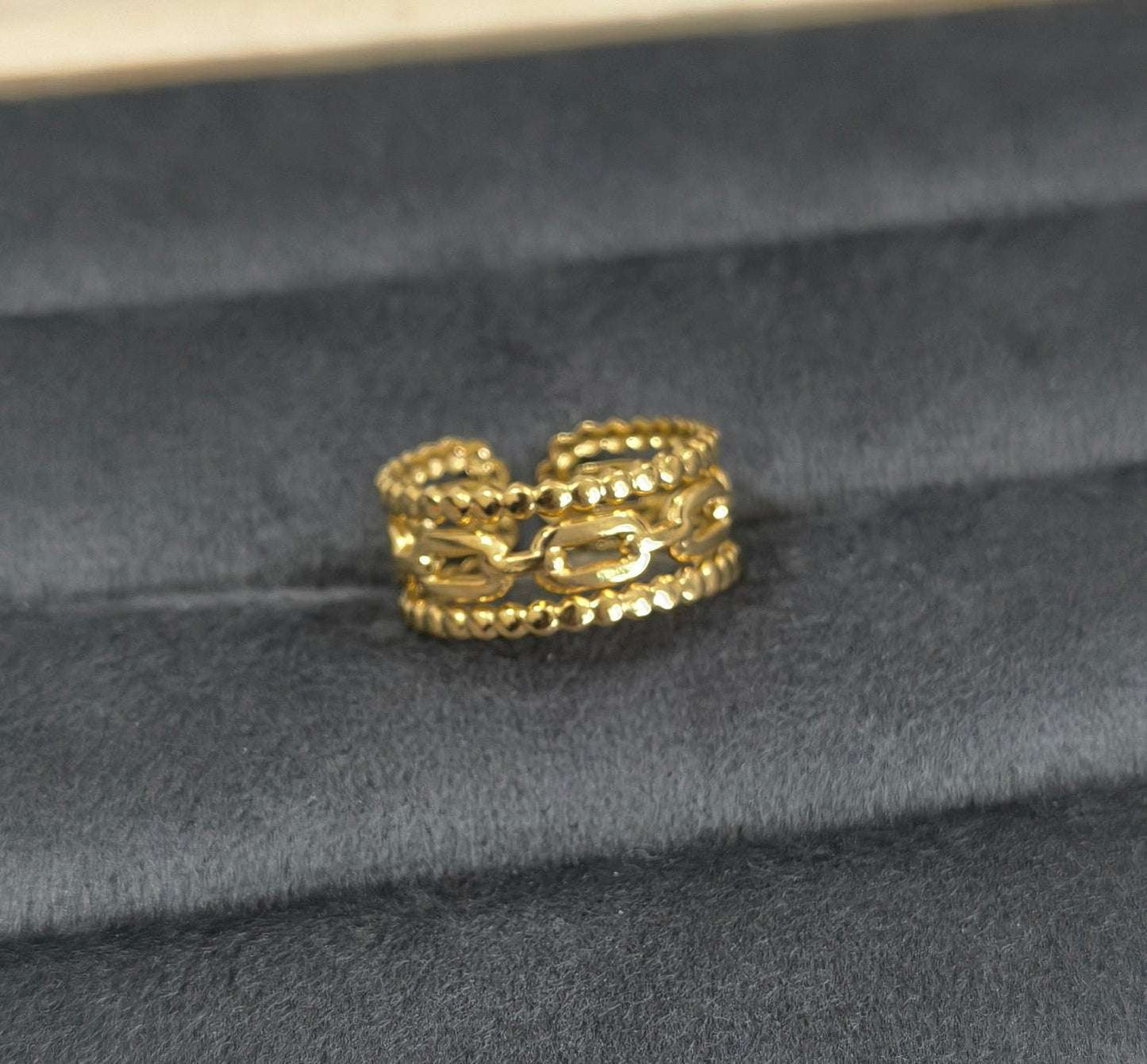 Antitarnish Golden Hollow Lock Chain Ring 18K Gold Plated