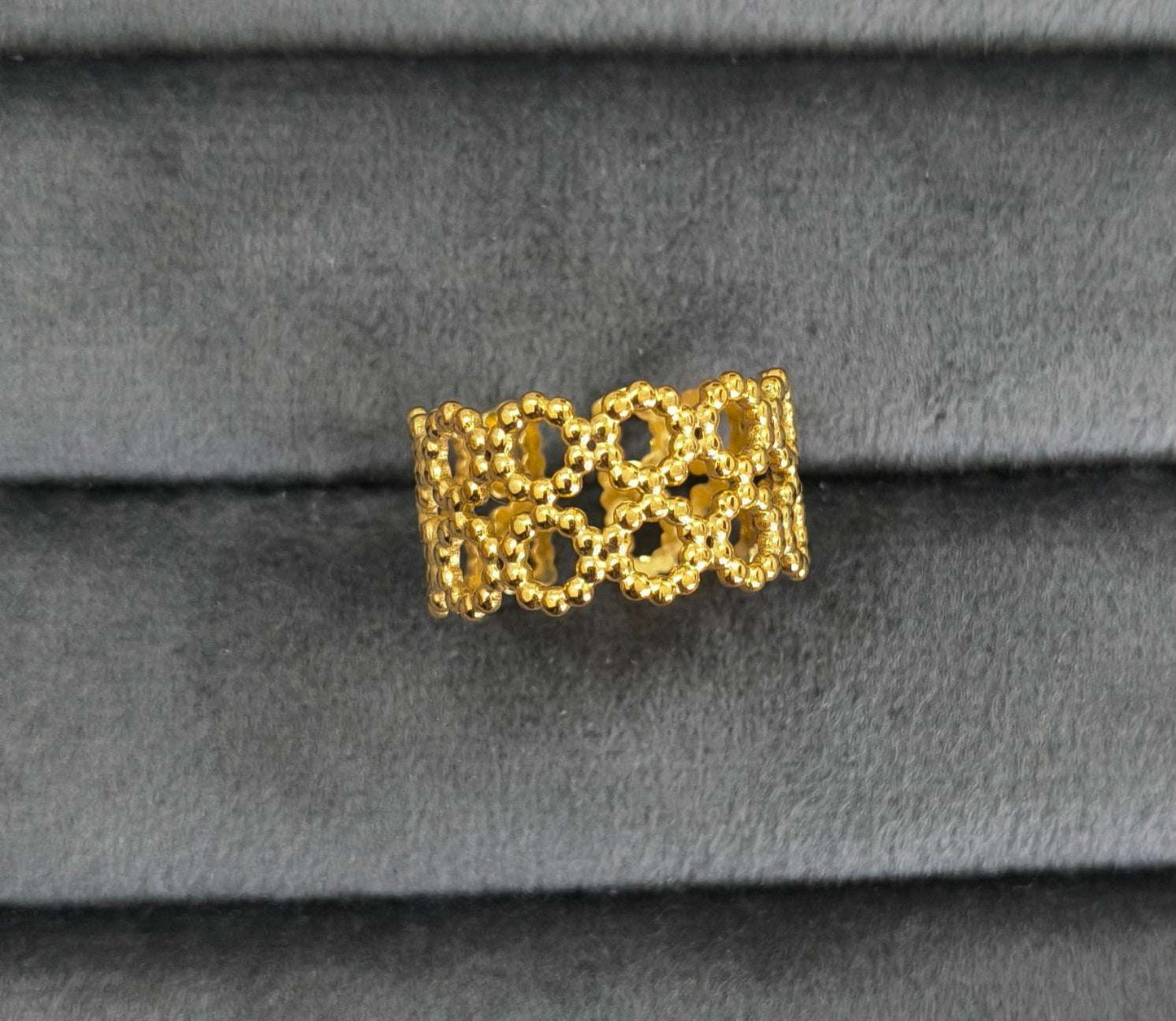 Antitarnish Golden Round Mesh Ring 18K Gold Plated