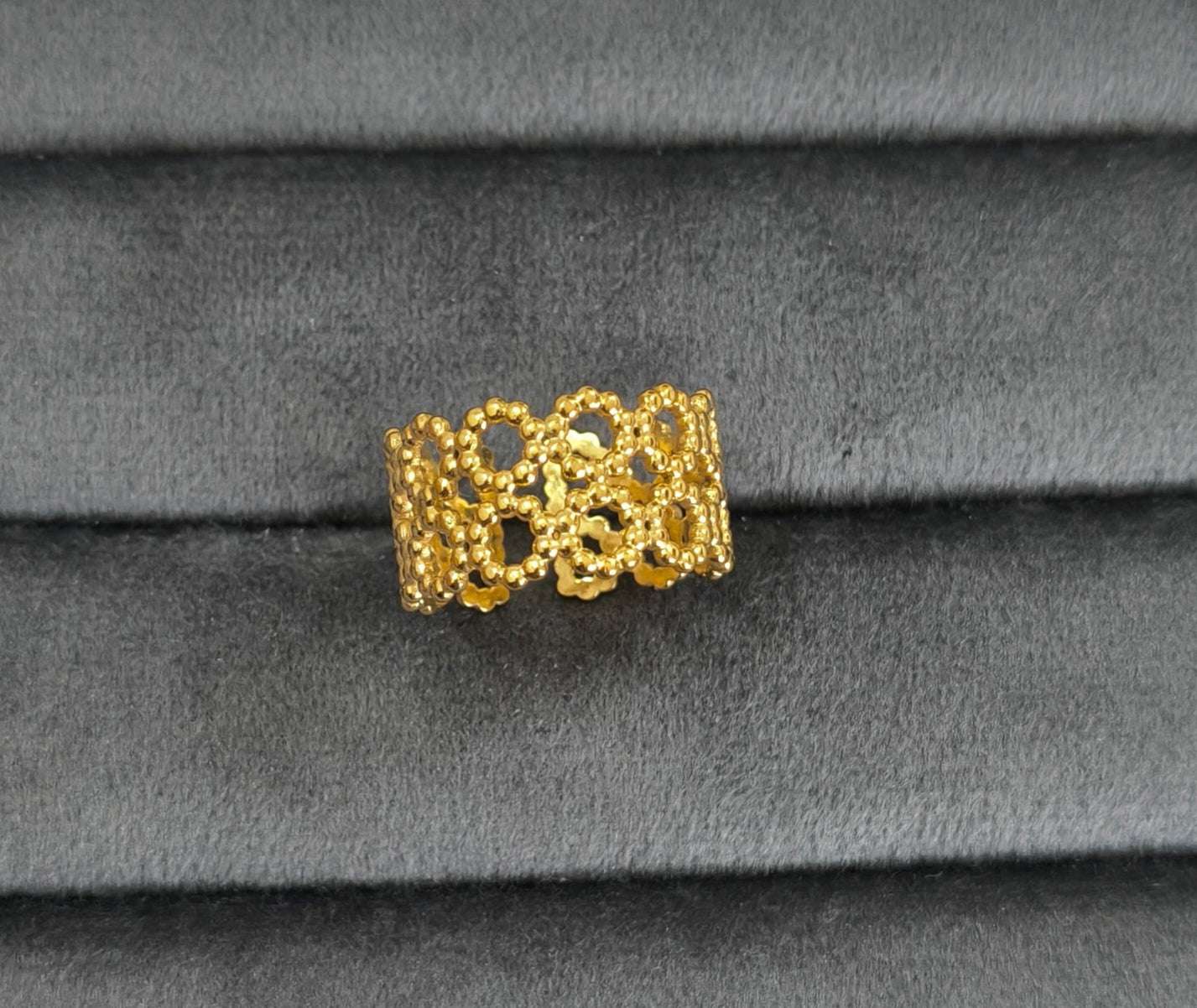 Antitarnish Golden Round Mesh Ring 18K Gold Plated