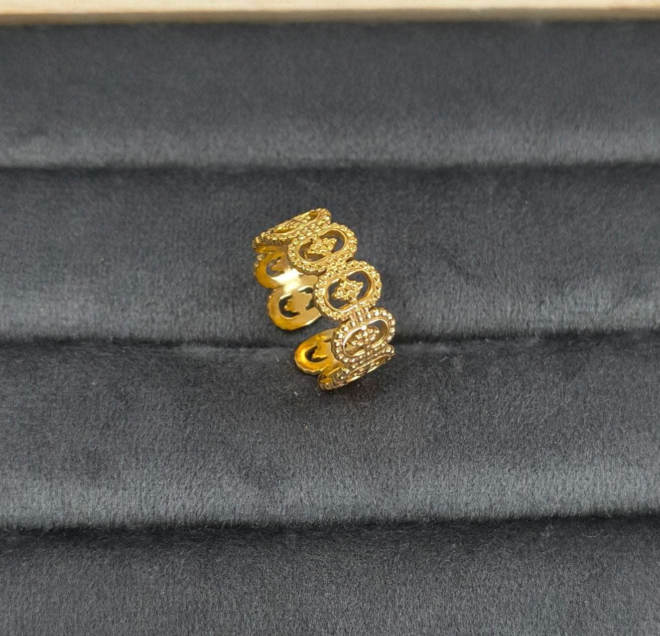 Antitarnish Golden Vintage Style Ring 18K Gold Plated