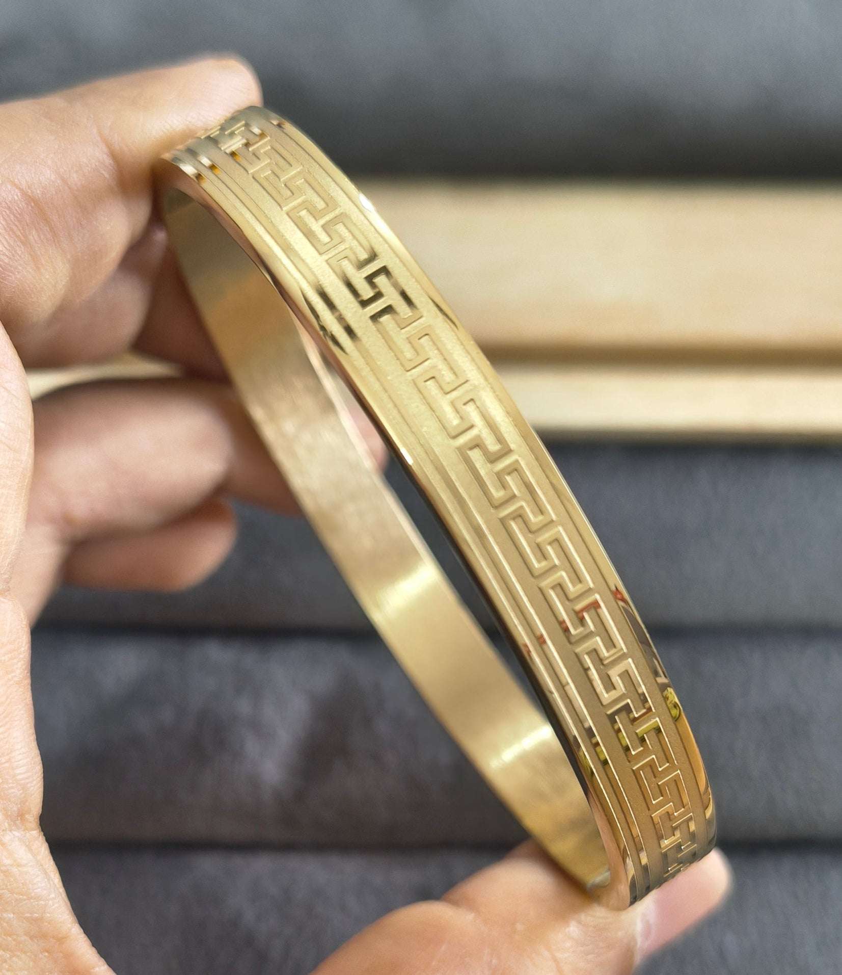 Antitarnish Men's Bracelet 18K Gold Plated Greek Art Pattern