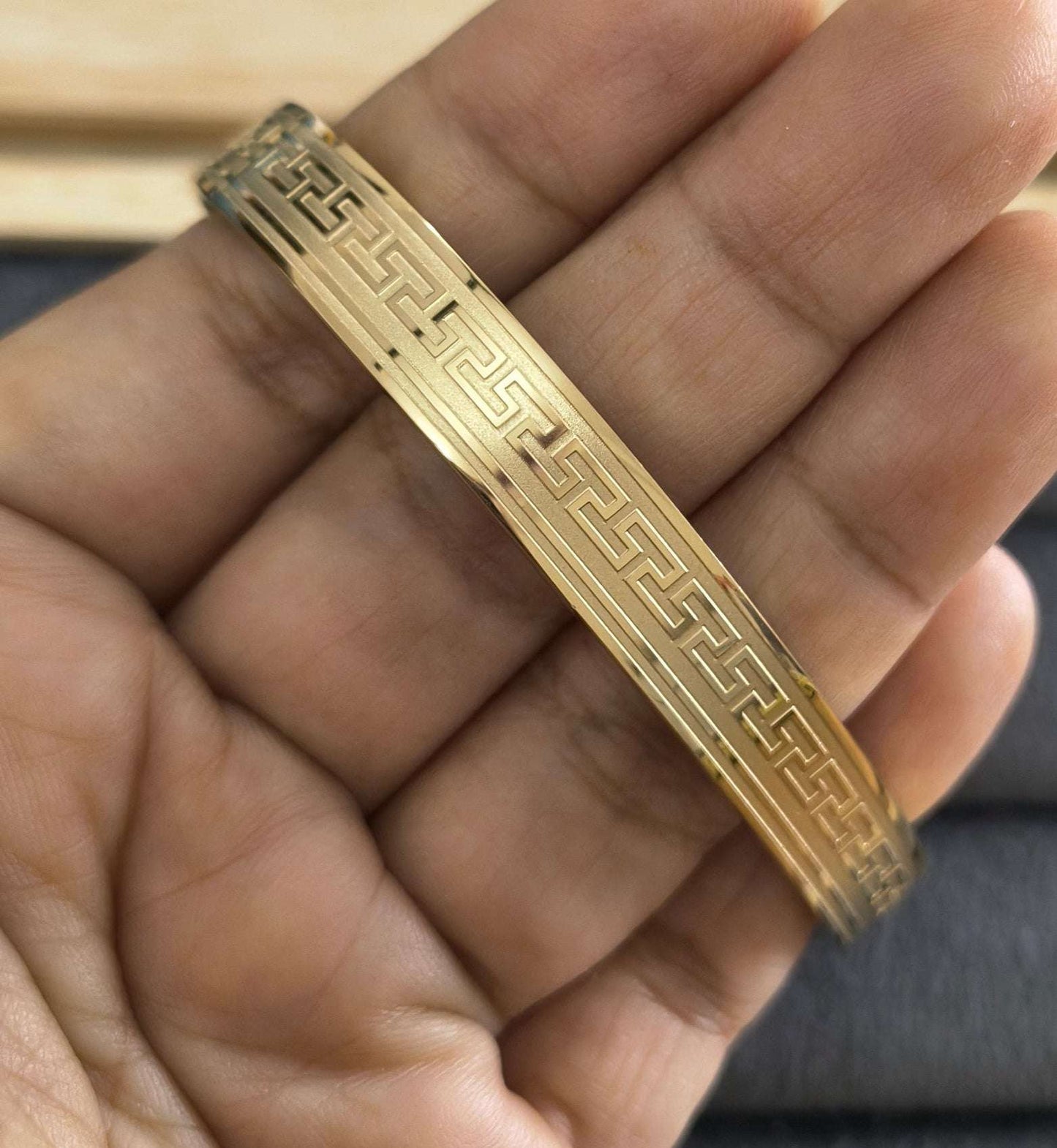 Antitarnish Men's Bracelet 18K Gold Plated Greek Art Pattern