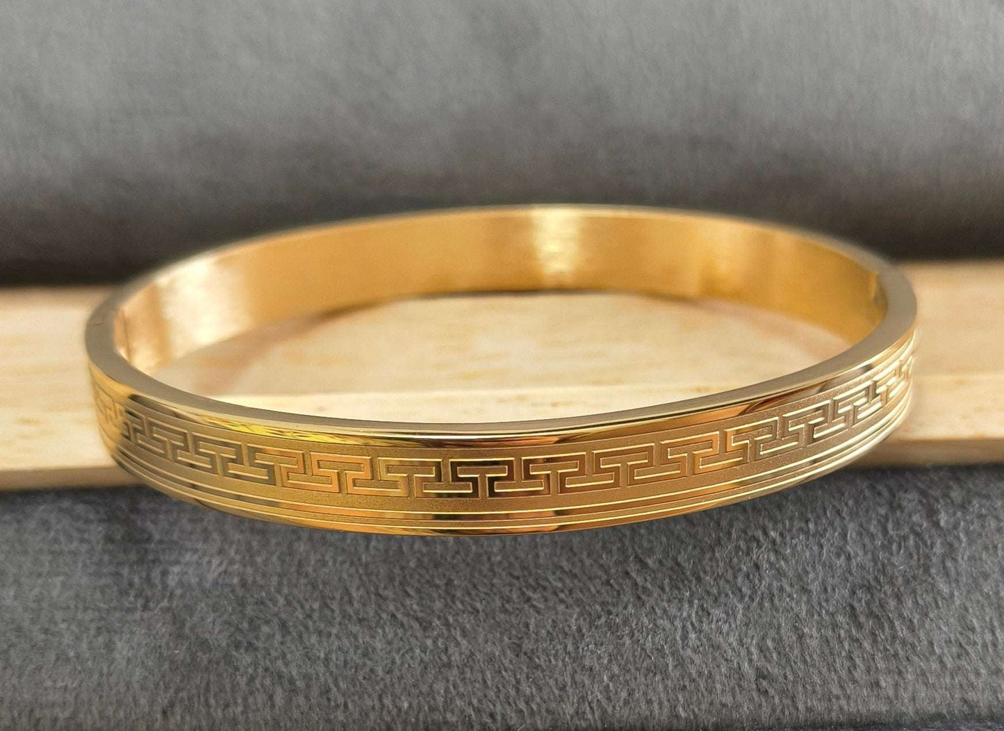 Antitarnish Men's Bracelet 18K Gold Plated Greek Art Pattern