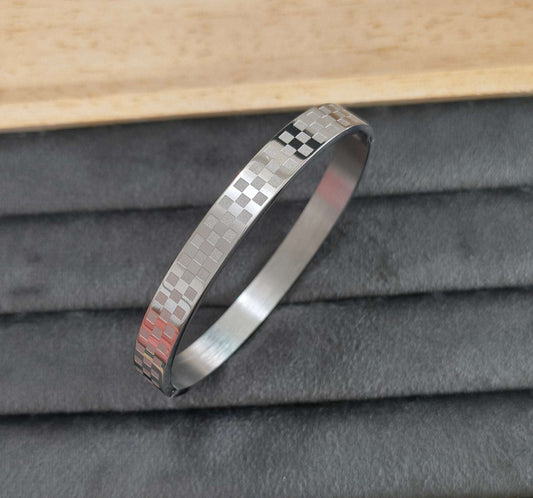 Antitarnish Men's Trendy Silver Bracelet 18K Gold Plated