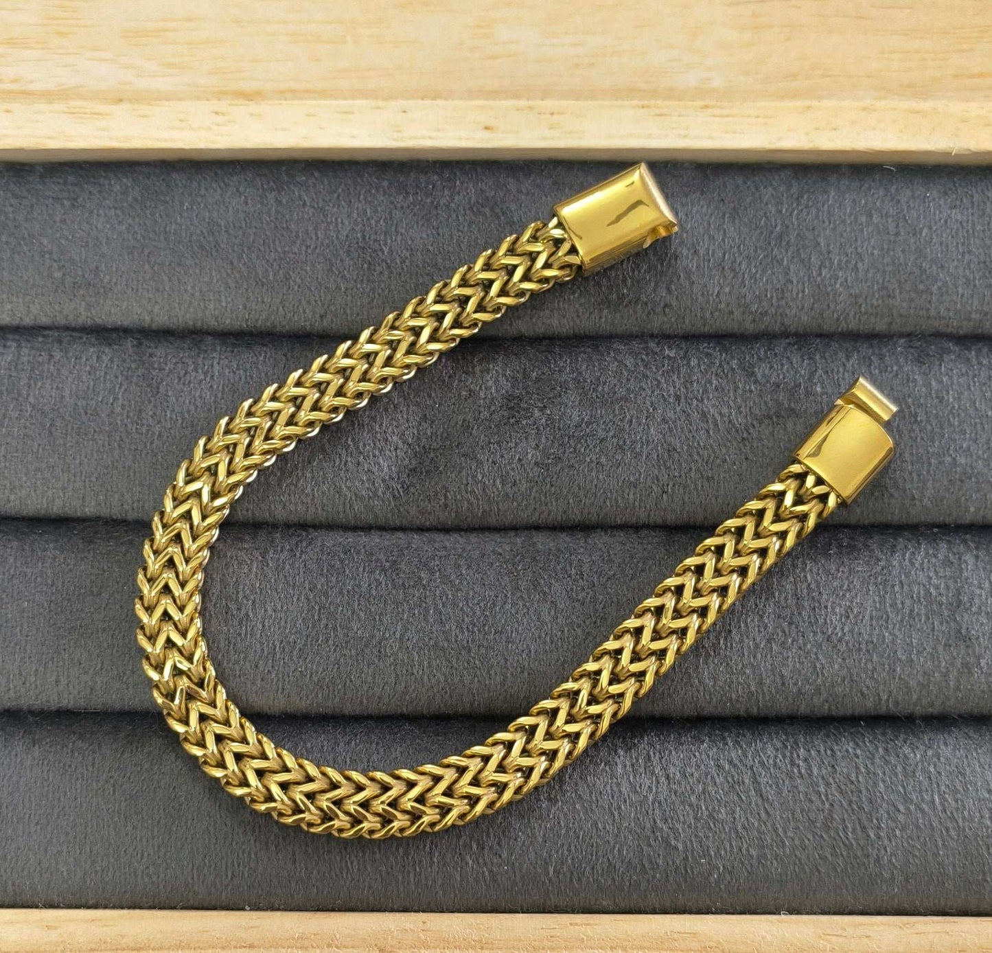 Antitarnish Premium Braided Chain Men's Bracelet 18K Gold Plated