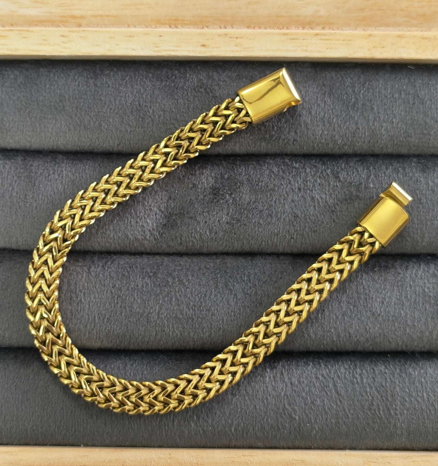 Antitarnish Premium Braided Chain Men's Bracelet 18K Gold Plated