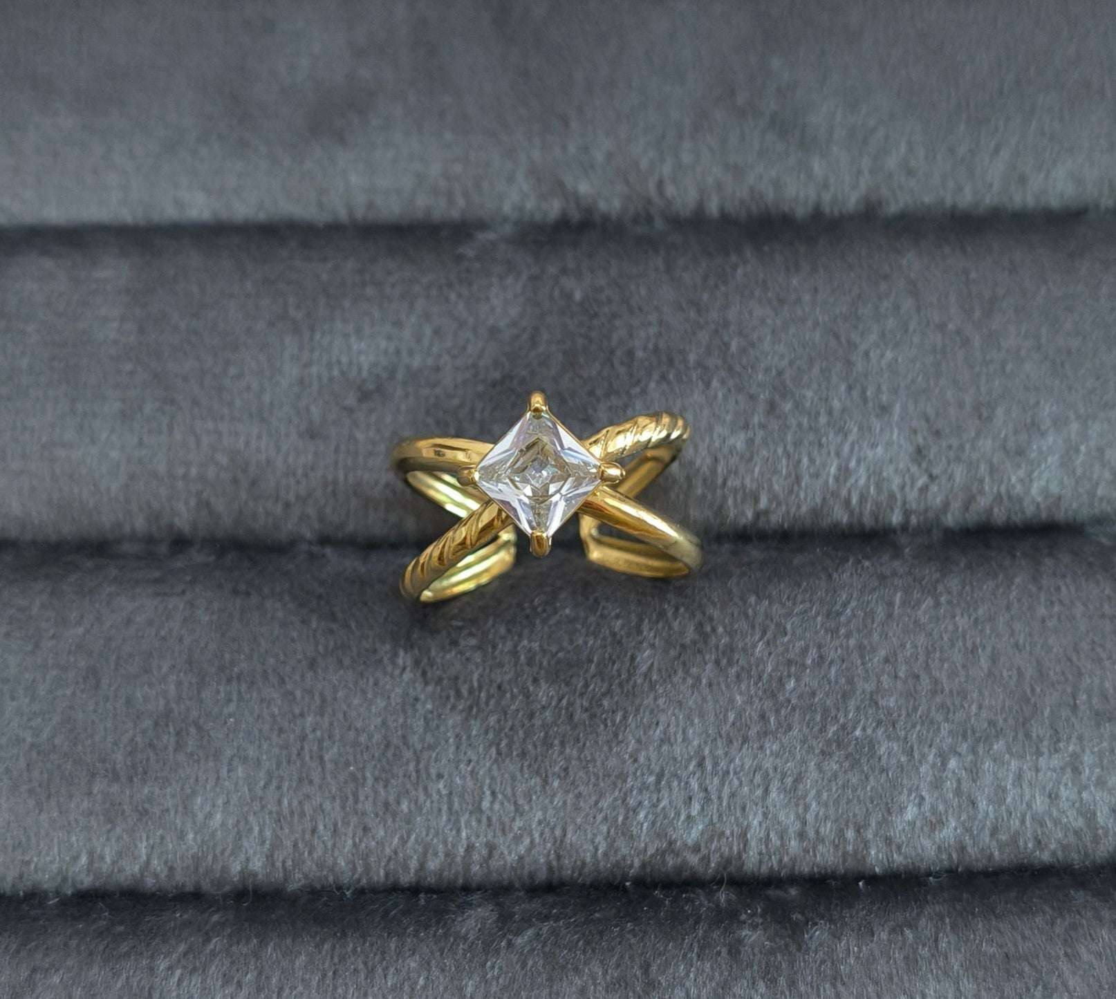 Antitarnish Square Solitaire Ring 18K Gold Plated Adjustable