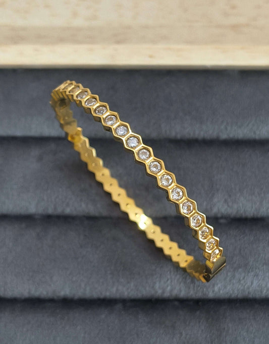 Antitarnish Stone Studded Honeycomb Bracelet 18K Gold Plated