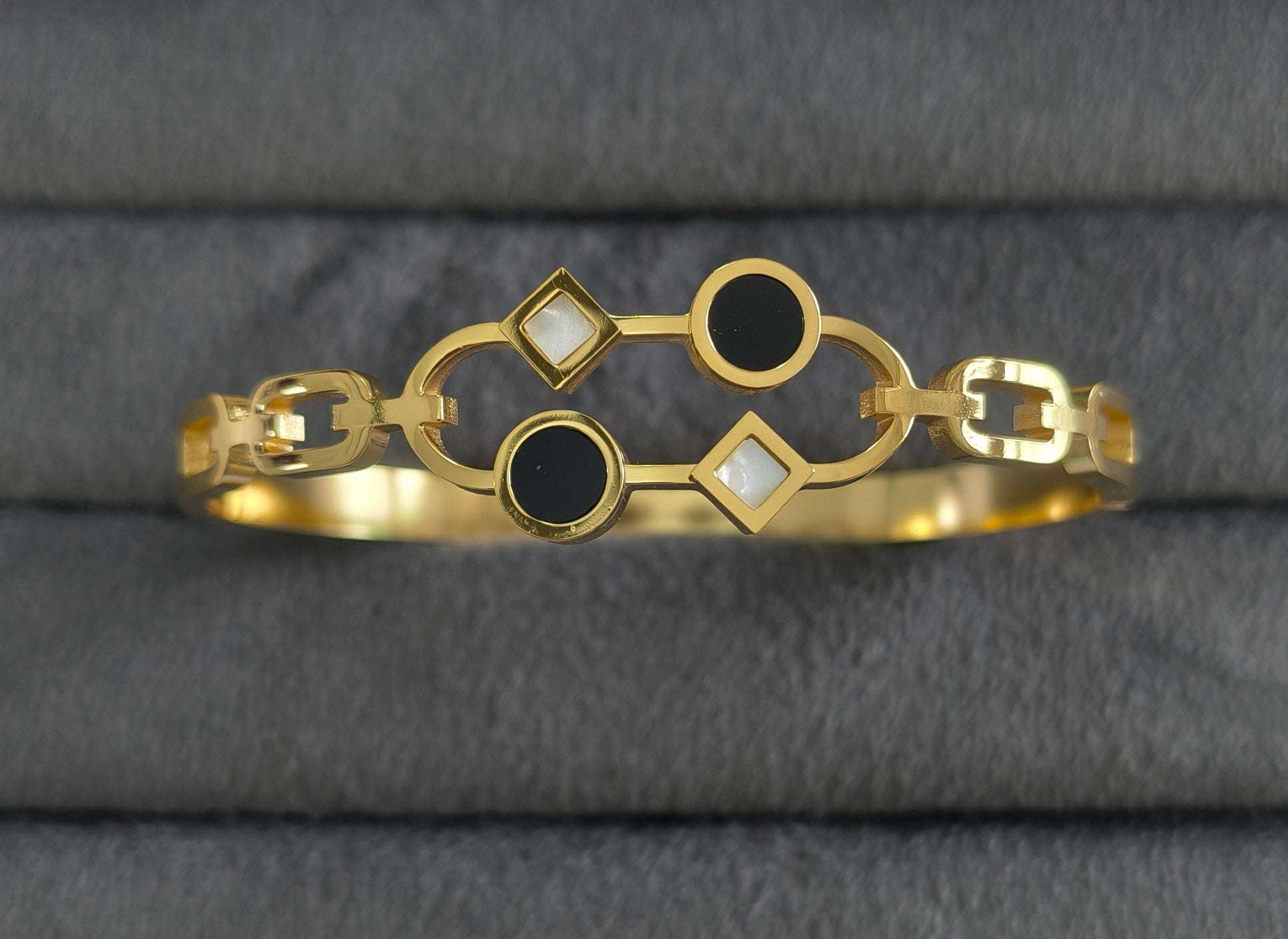 Antitarnish Trendy Sparkle Bracelet 18K Gold Plated