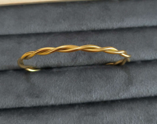 Antitarnish Twisted Rope Style Bracelet 18K Gold Plated