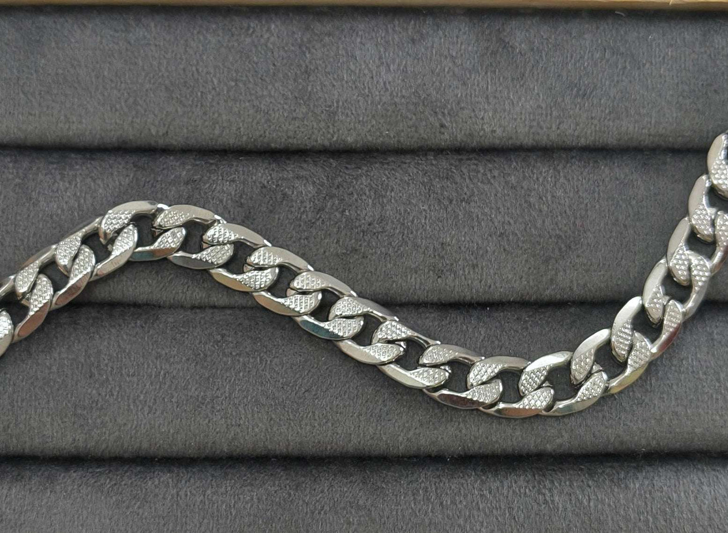 Antitarnish Unisex Cuban Chain Bracelet Silver Plated