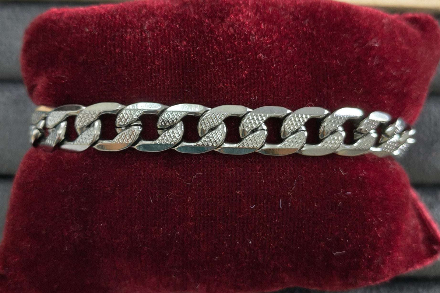 Antitarnish Unisex Cuban Chain Bracelet Silver Plated