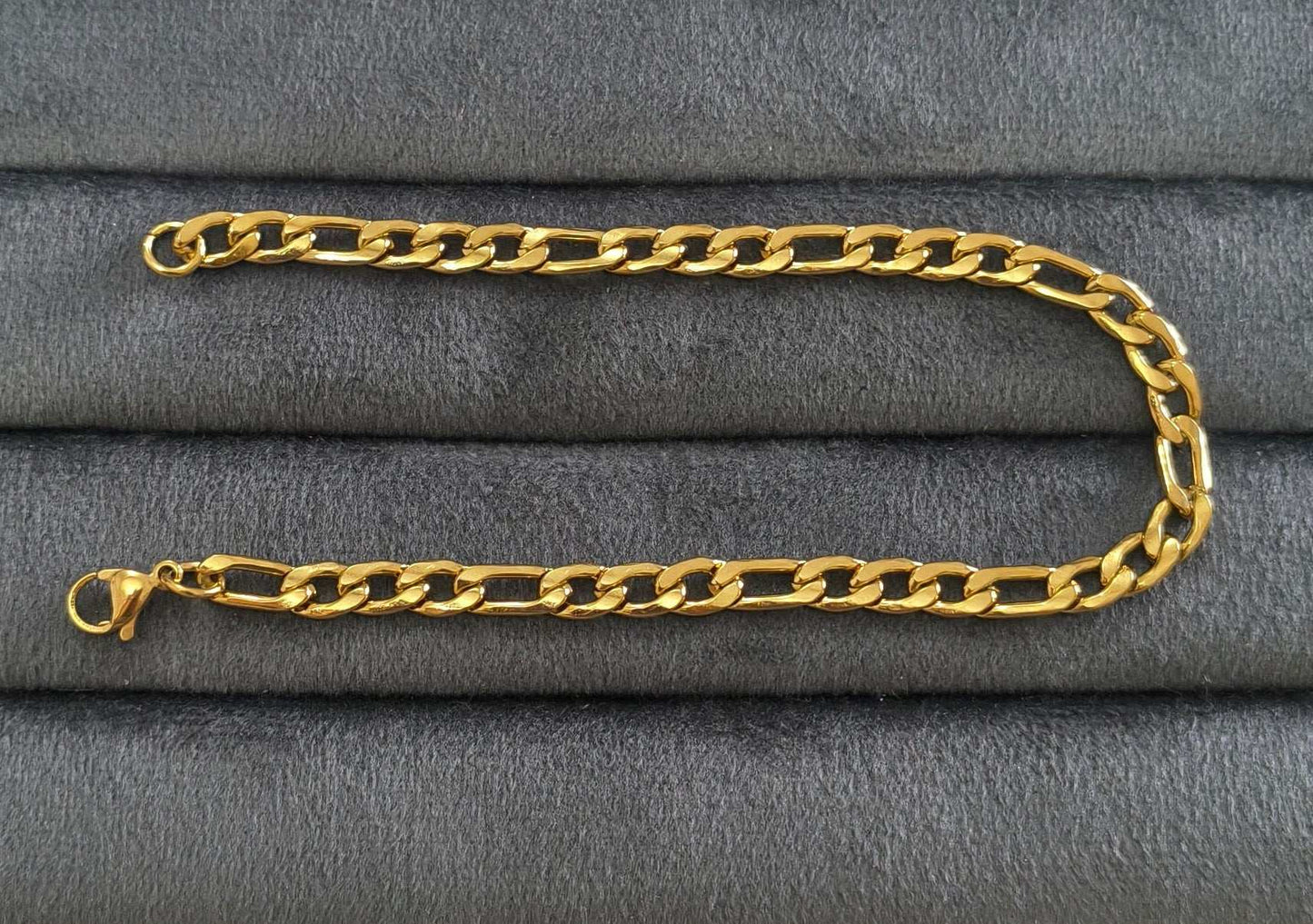 Antitarnish Unisex Figaro Chain Bracelet 18K Gold Plated