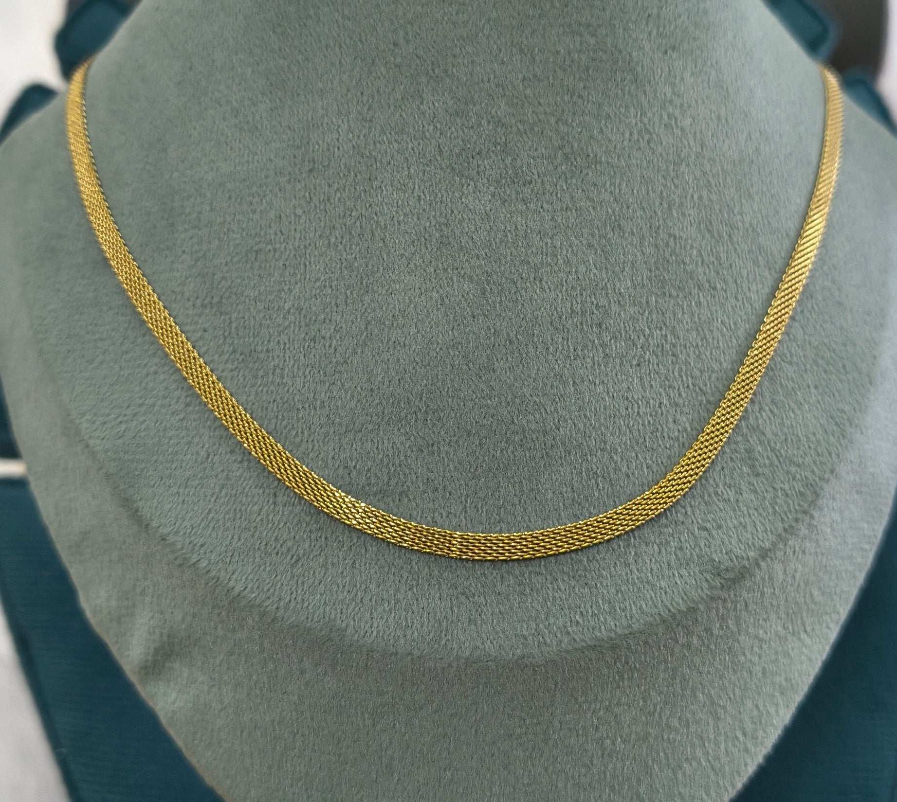 Antitarnish Unisex Sleek Flat Chain 18K Gold Plated
