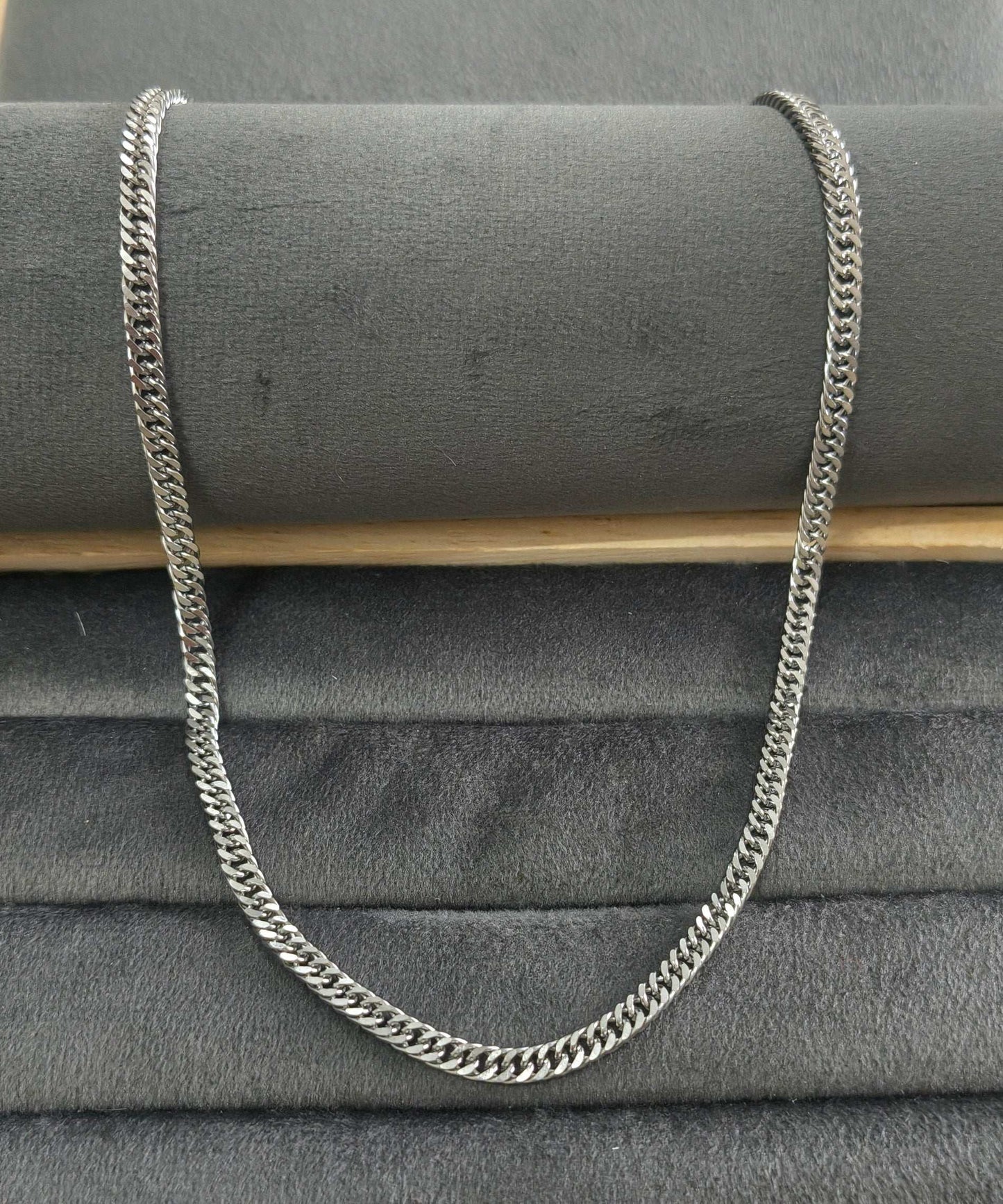 Antitarnish Unisex Stylish Curb Chain Silver Plated