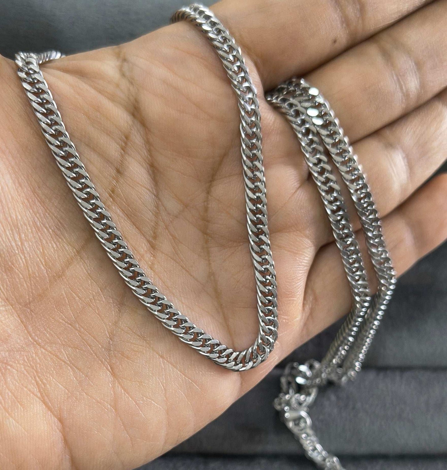Antitarnish Unisex Stylish Curb Chain Silver Plated