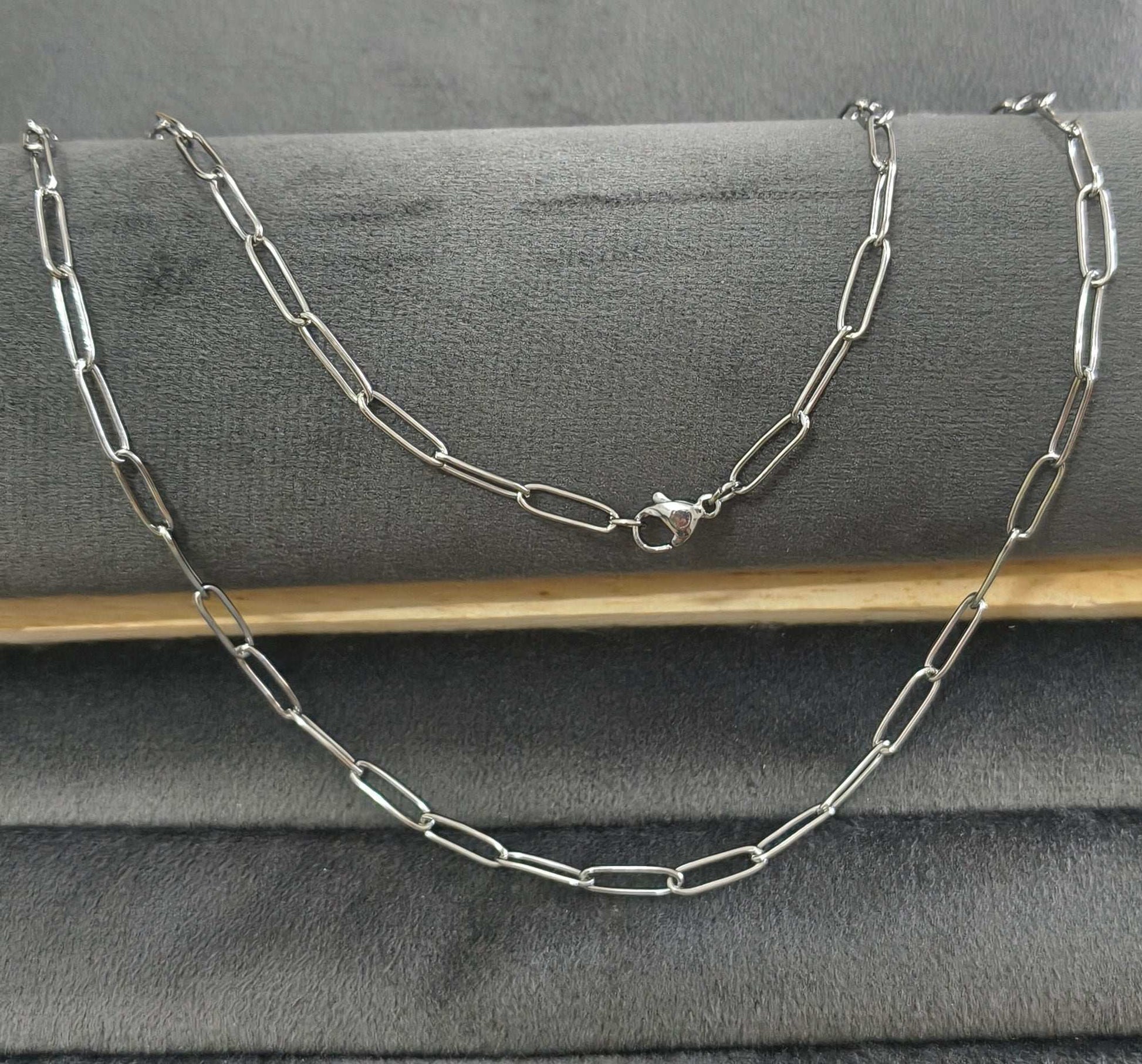 Antitarnish Unisex Stylish Paperclip Chain Silver Plated