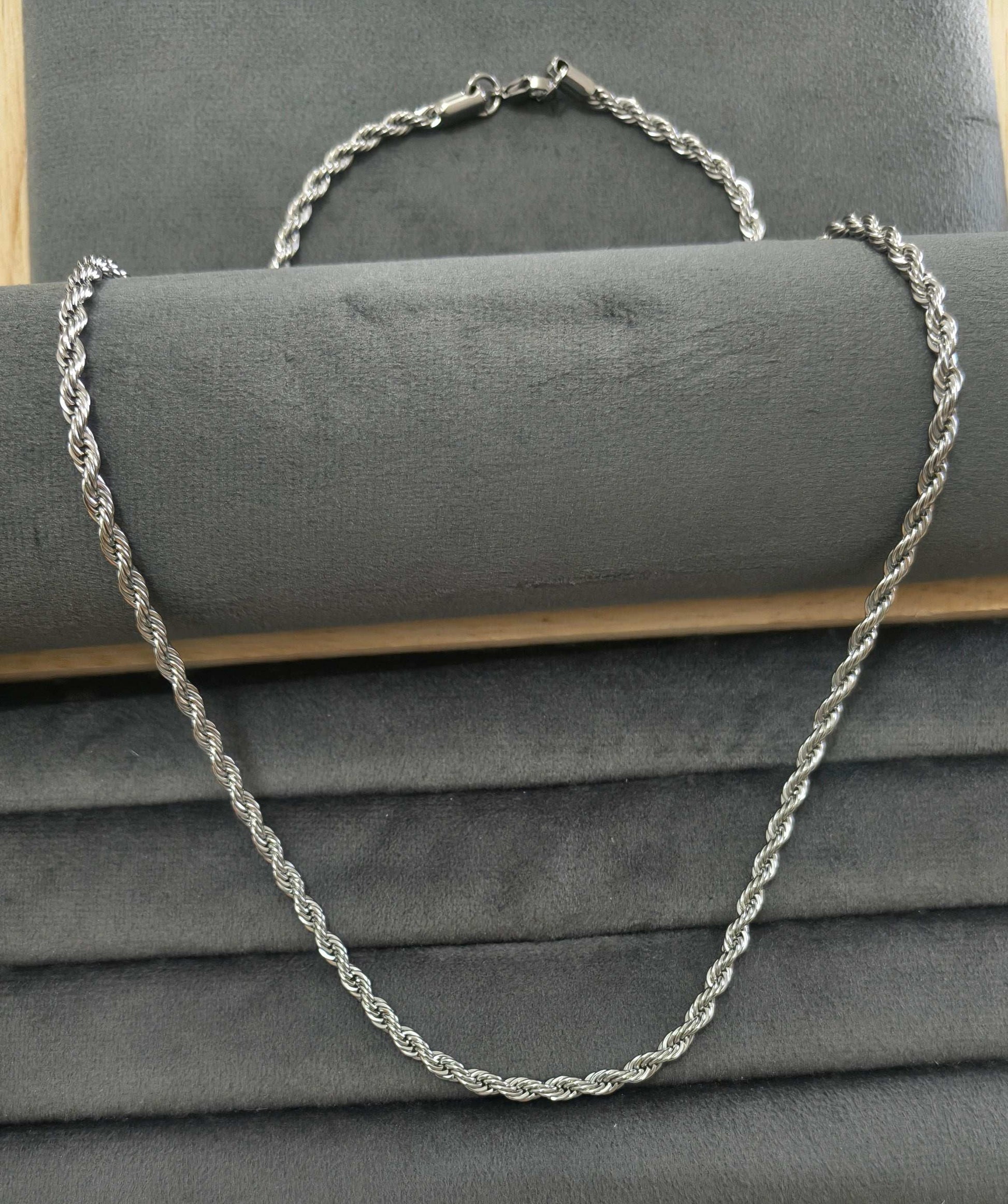 Antitarnish Unisex Stylish Twisted Rope Chain Silver Plated