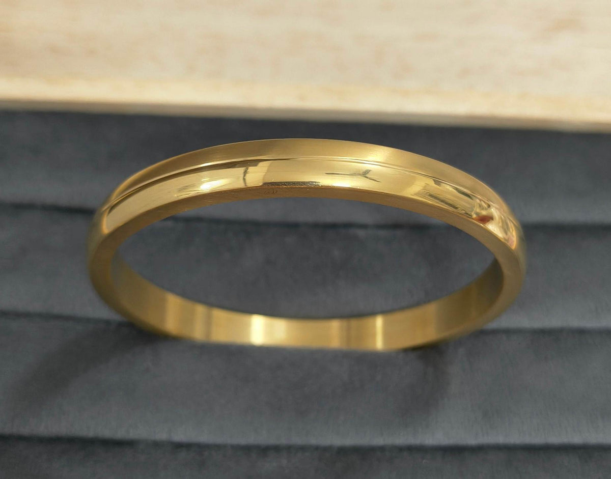 Antitarnish 18K Gold Plated Centre Line Solid Kada Bracelet
