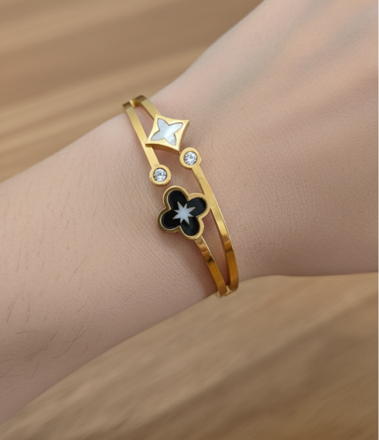 Antitarnish Babysize Black White Clover Bracelet 18K Gold Plated