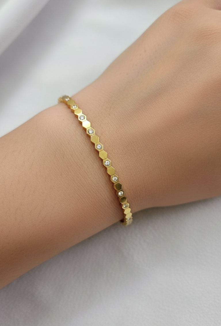 Antitarnish Babysize Hexagon Stud Bracelet 18K Gold Plated