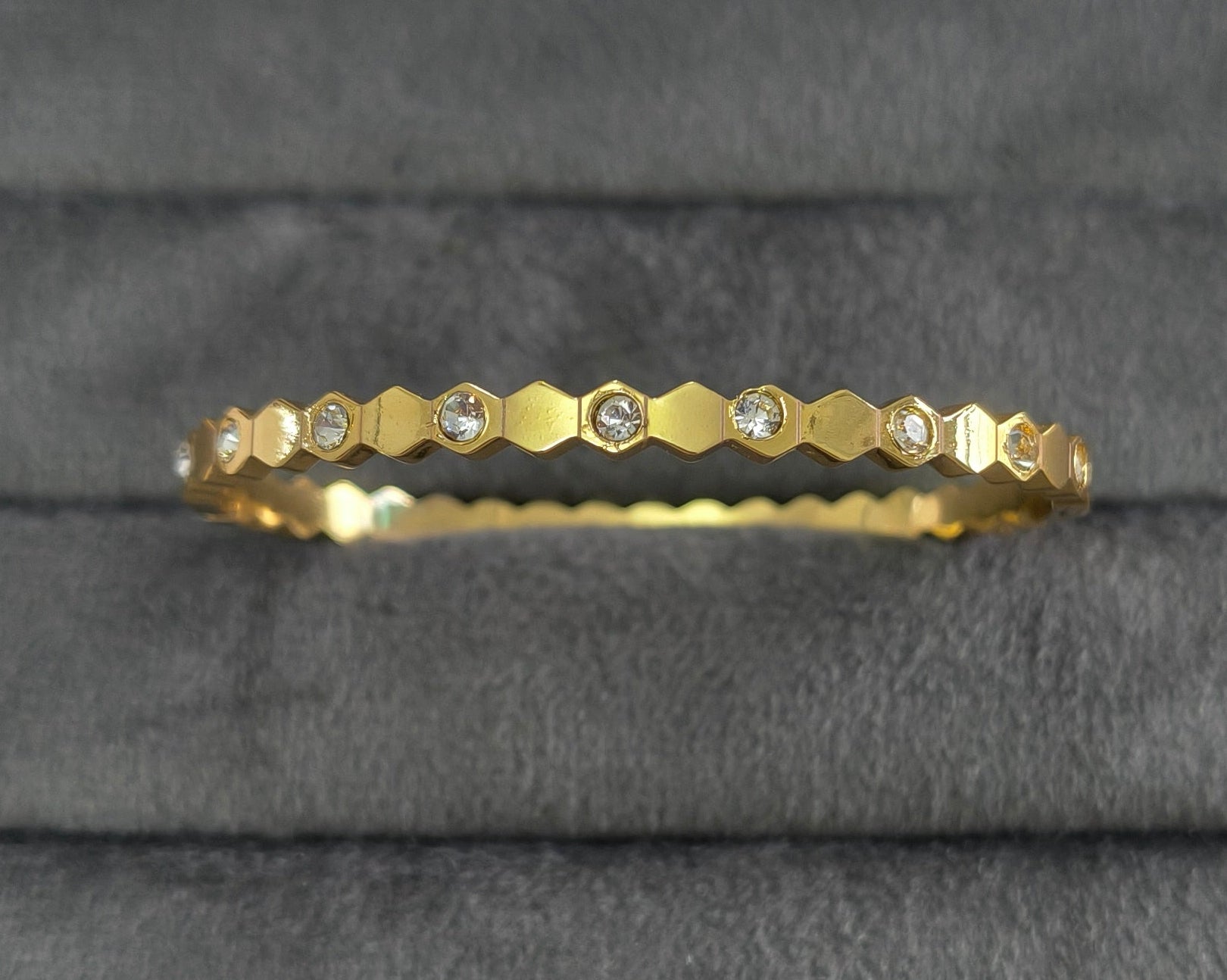 Antitarnish Babysize Hexagon Stud Bracelet 18K Gold Plated