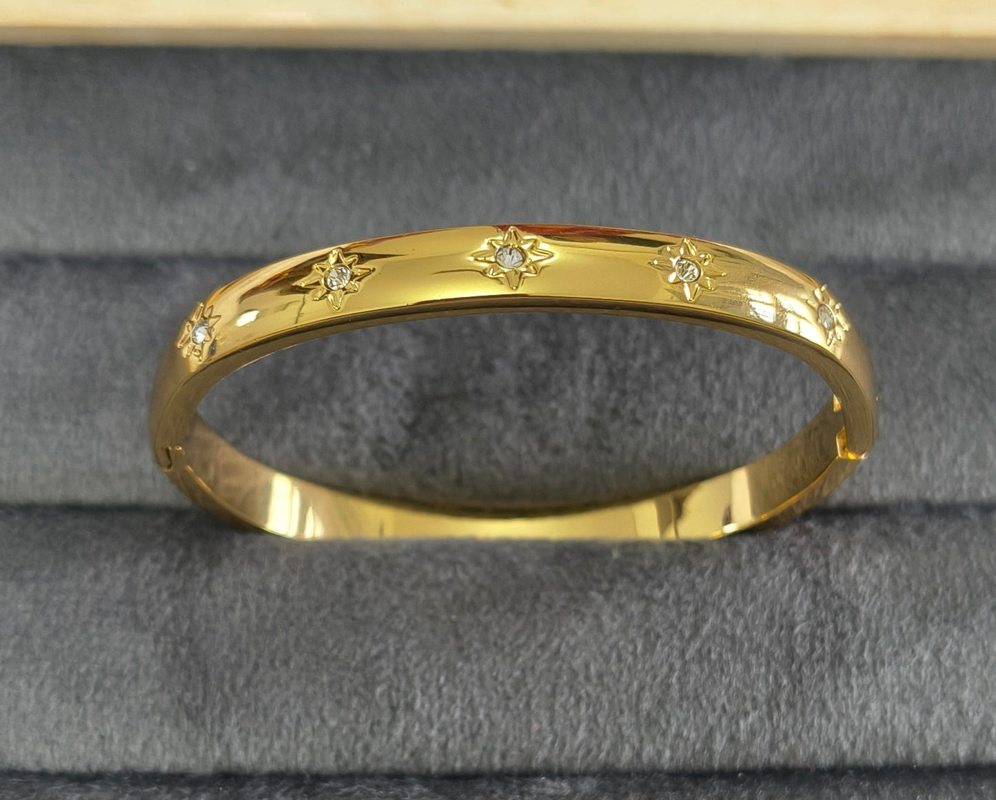 Antitarnish Babysize Shining Stars Bracelet 18K Gold Plated