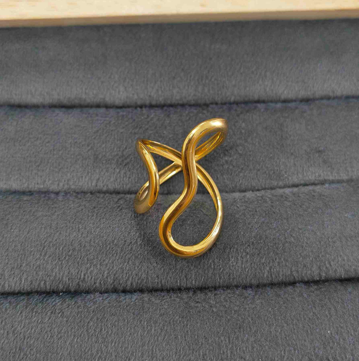 Antitarnish Bright Gold Plated Chunky Statement Ring