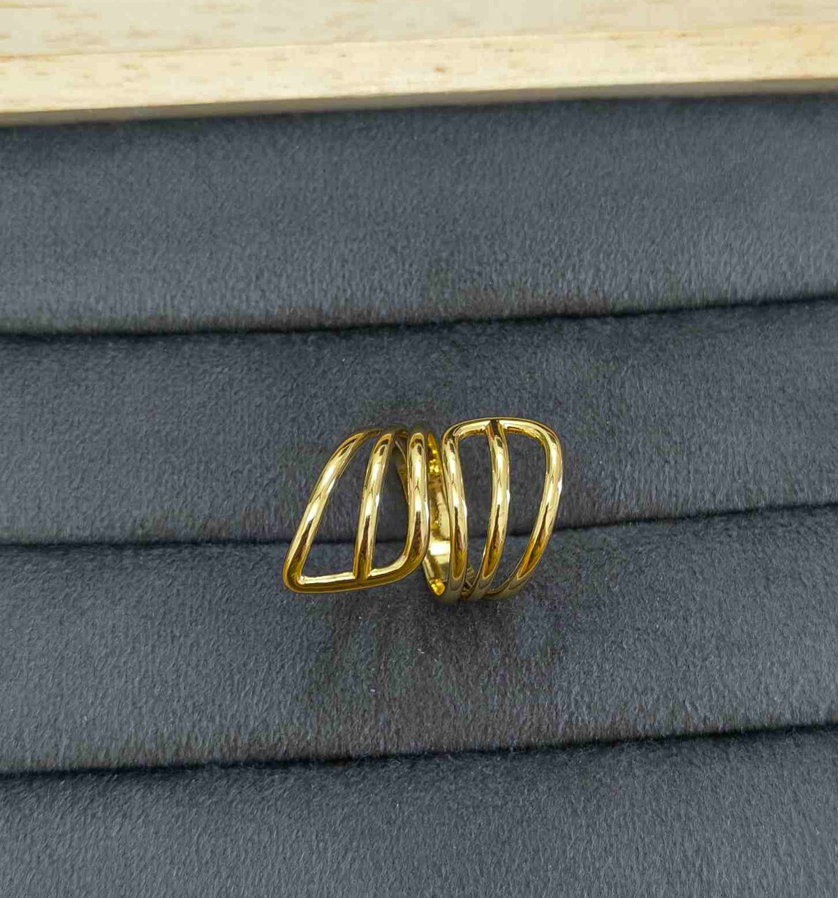 Antitarnish Bright Gold Plated Chunky Statement Ring