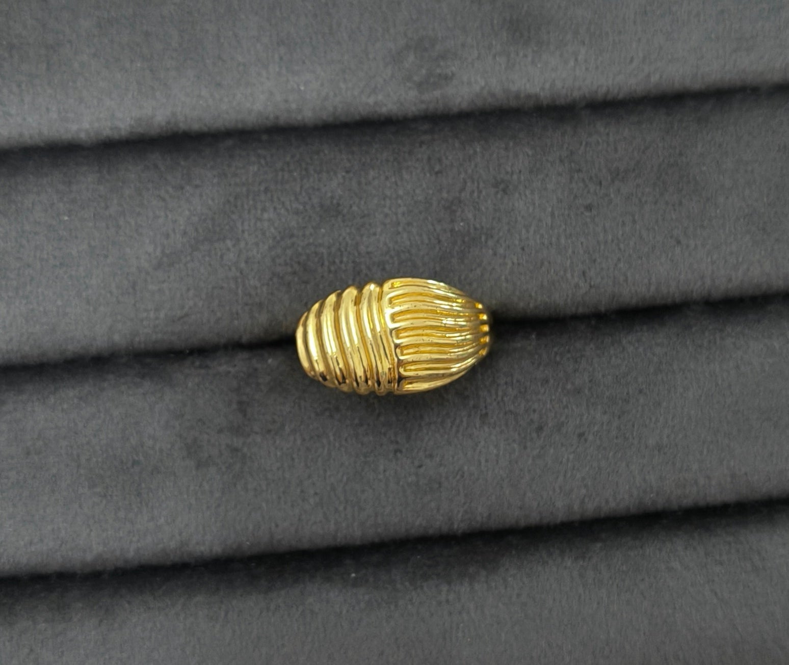 Antitarnish Bright Gold Plated Twisted Lines Ring