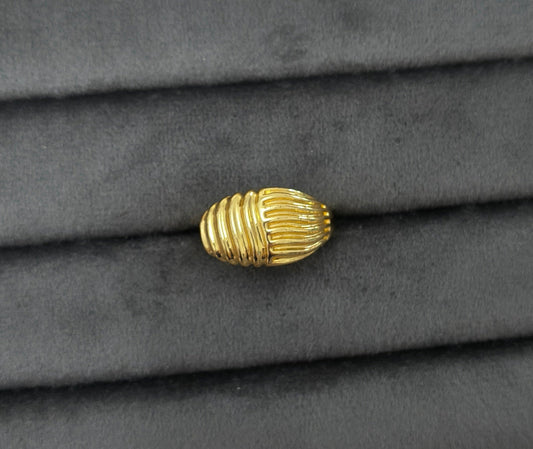 Antitarnish Bright Gold Plated Twisted Lines Ring