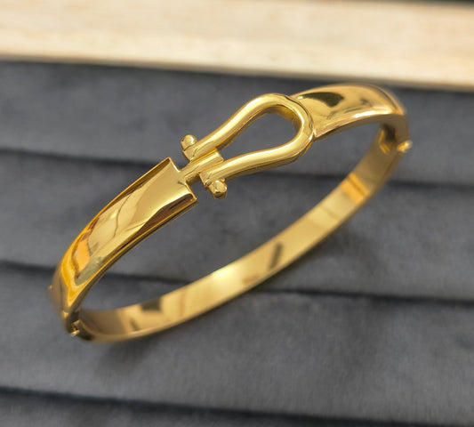 Antitarnish Buckle Clasp Style Bracelet 18K Gold Plated