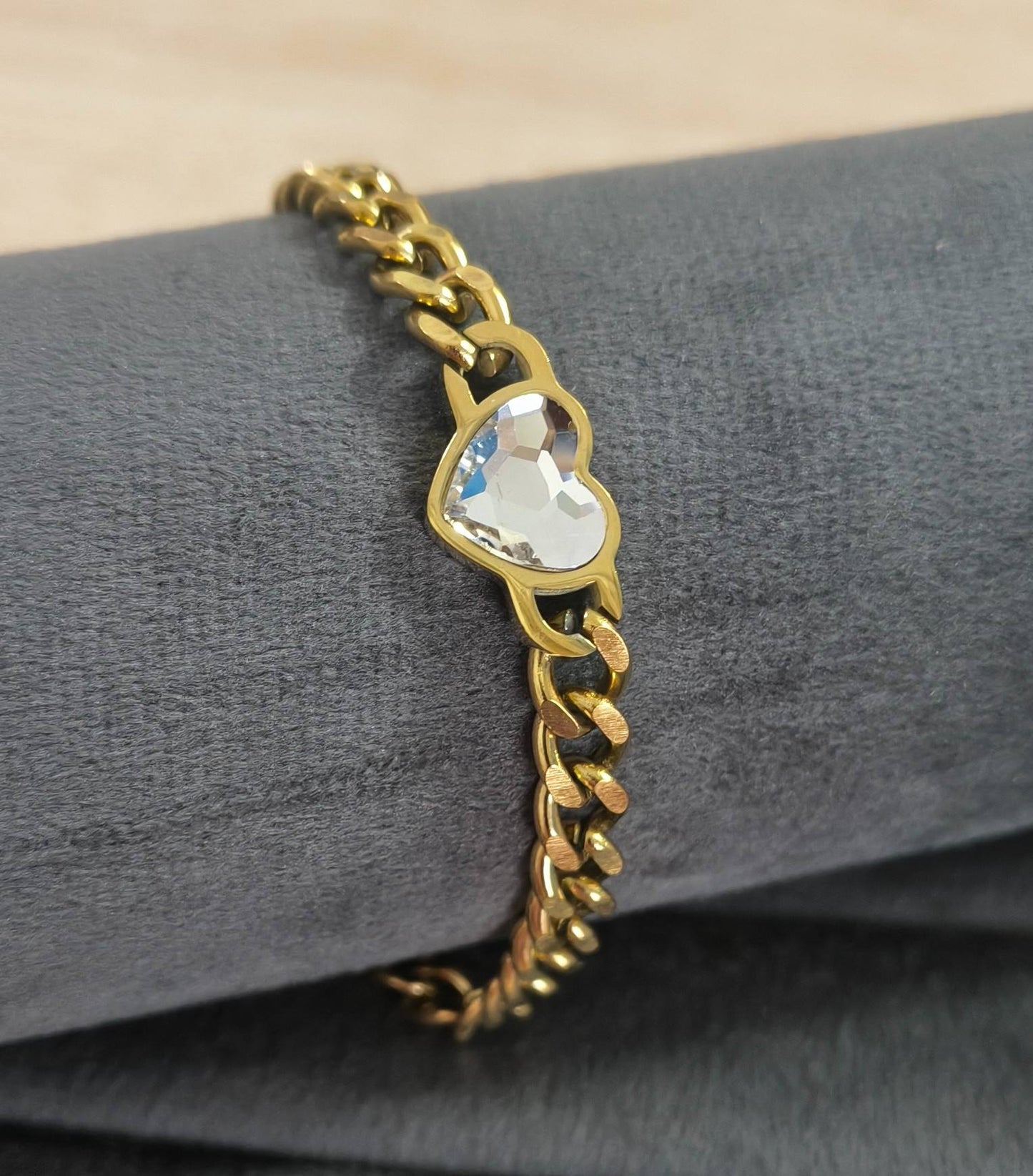 Antitarnish Cuban Chain Heart Bracelet 18K Gold Plated