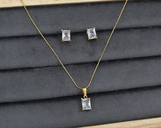 Antitarnish Cubic Zirconia Delicate Pendant Set With Earrings