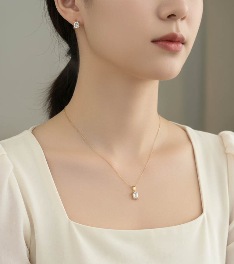 Antitarnish Cubic Zirconia Delicate Pendant Set With Earrings