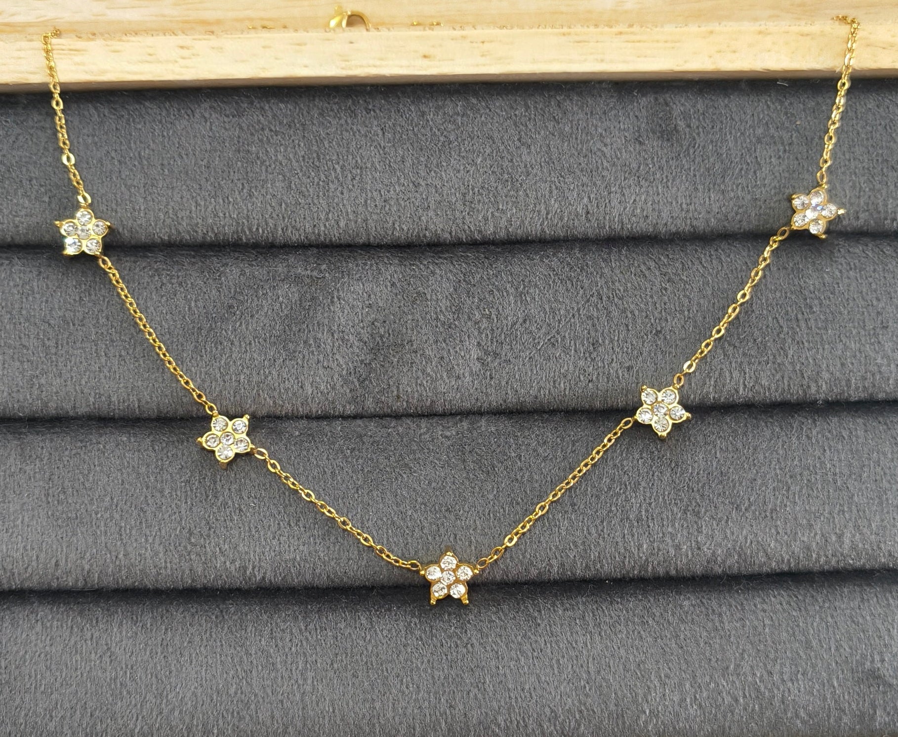 Antitarnish Dainty Golden Star Necklace 18K Gold Plated