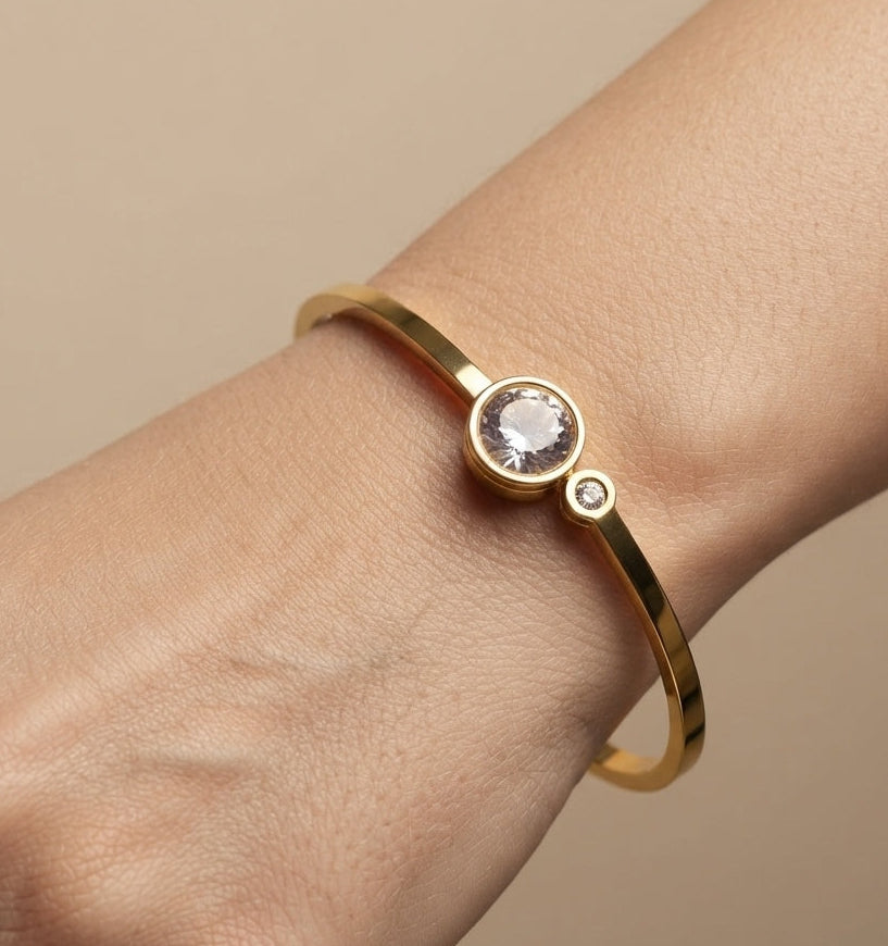 Antitarnish Dainty Stone Studded Bracelet 18K Gold Plated