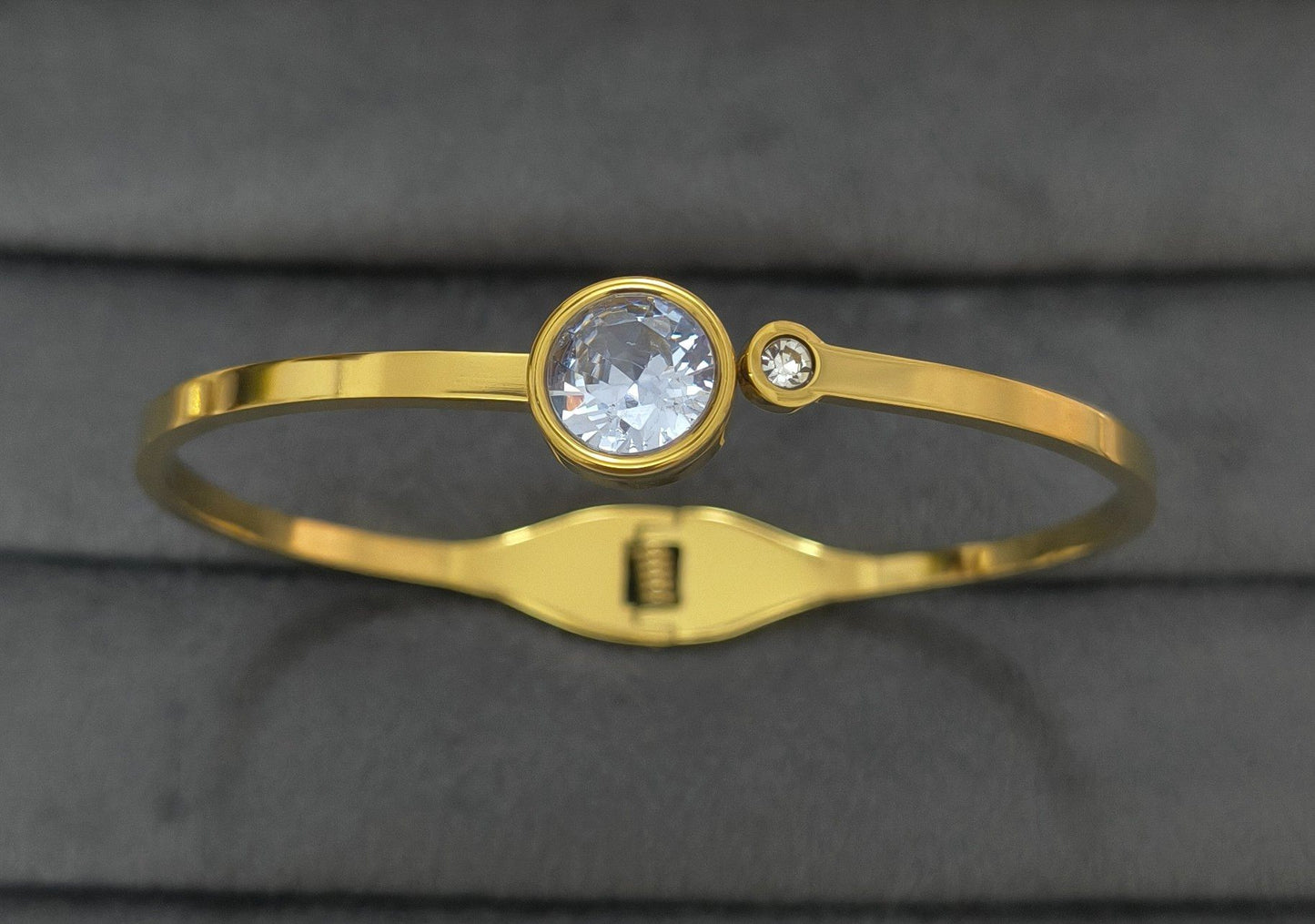 Antitarnish Dainty Stone Studded Bracelet 18K Gold Plated