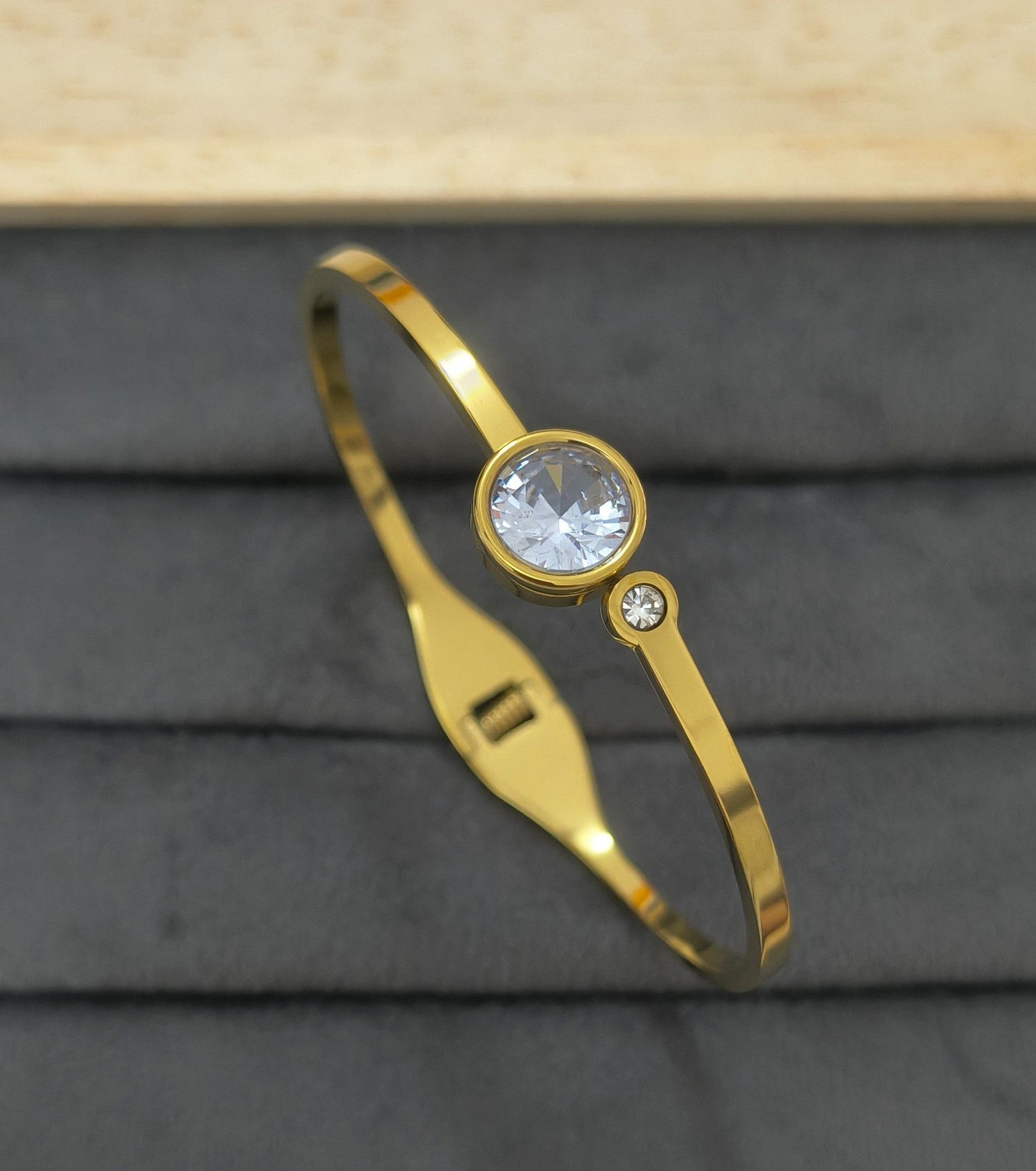Antitarnish Dainty Stone Studded Bracelet 18K Gold Plated
