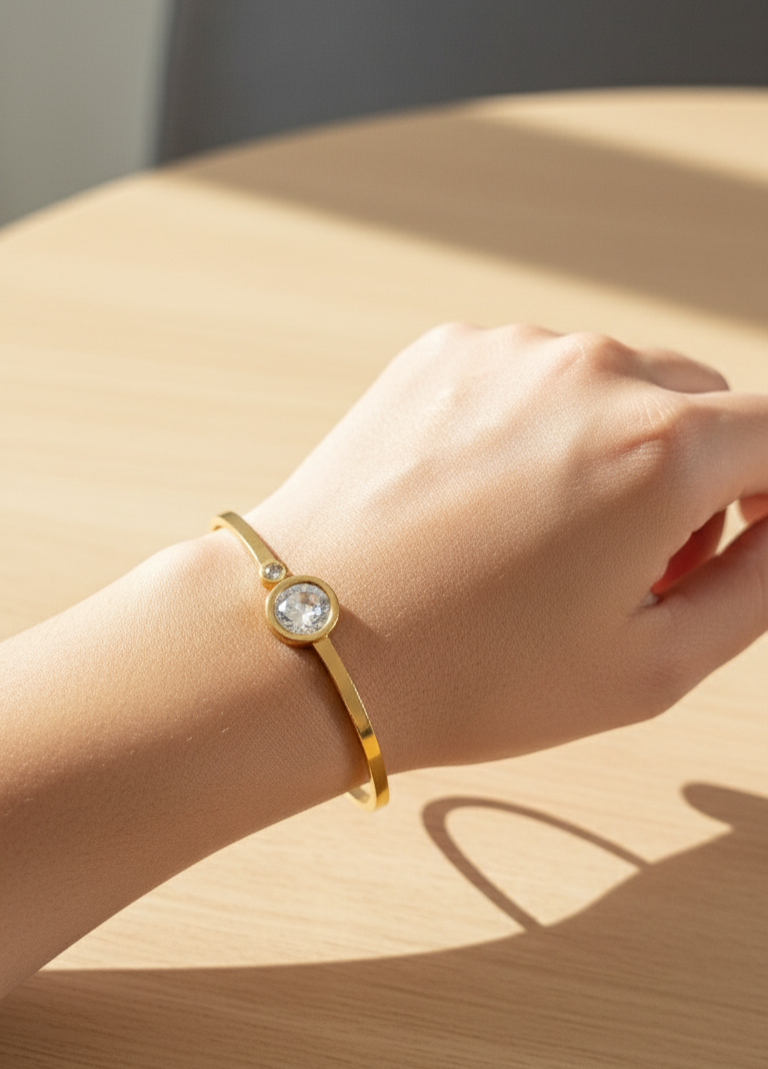 Antitarnish Dainty Stone Studded Bracelet 18K Gold Plated