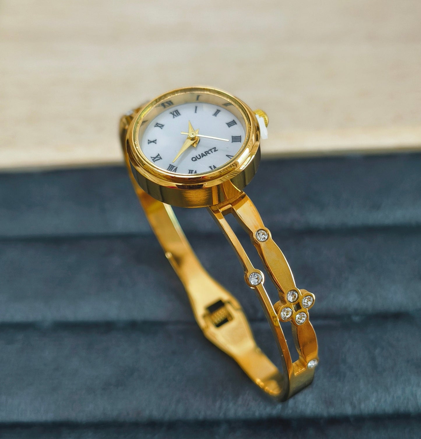 Antitarnish Diamond Studded Openable Bracelet Watch 18K Gold Plated